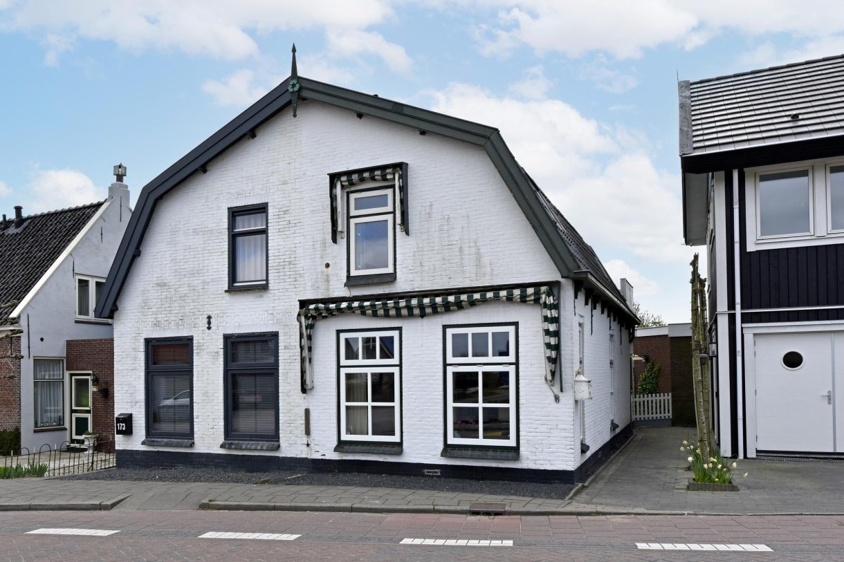 Te koop: Foto Woonhuis aan de Langeraarseweg 175 in Ter Aar