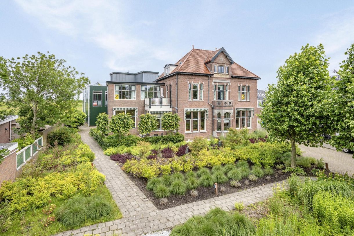 Te koop: Foto Appartement aan de Overtoom 66H in Westzaan