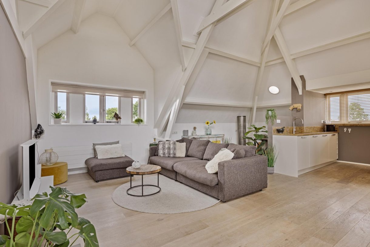 Te koop: Foto Appartement aan de Overtoom 66H in Westzaan