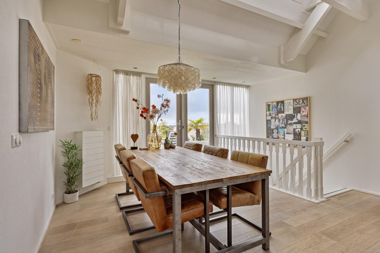 Te koop: Foto Appartement aan de Overtoom 66H in Westzaan