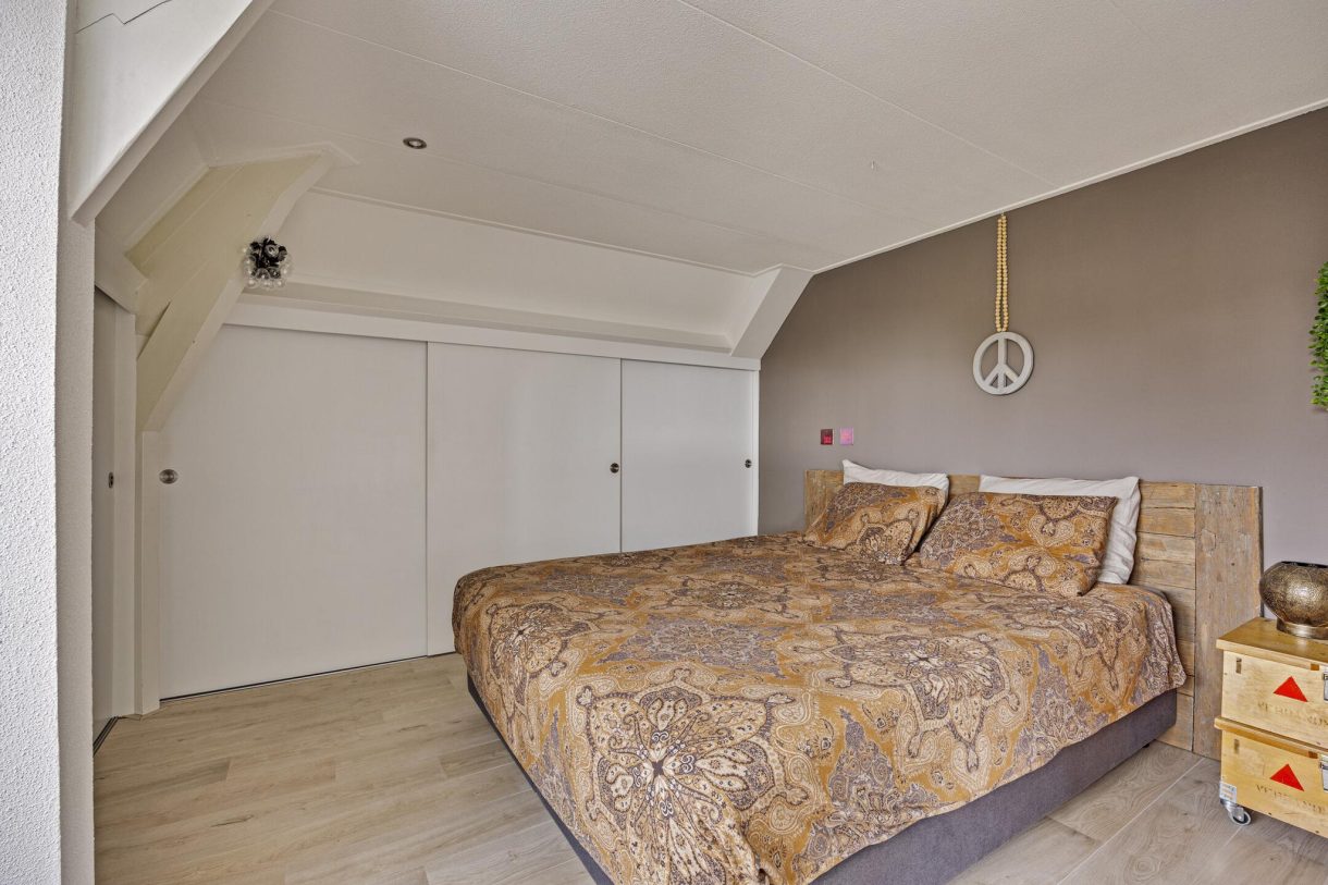 Te koop: Foto Appartement aan de Overtoom 66H in Westzaan