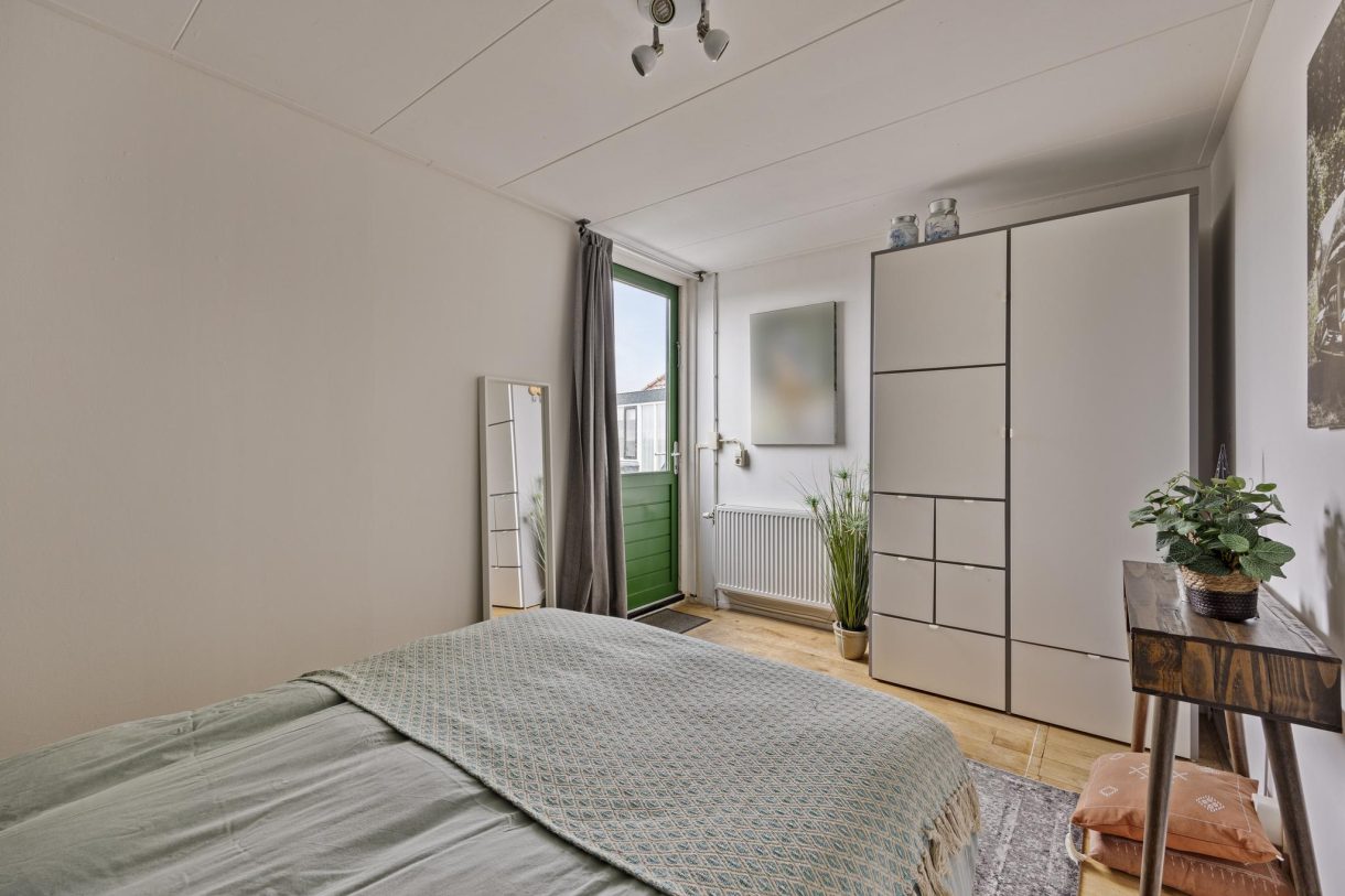 Te koop: Foto Appartement aan de Overtoom 66H in Westzaan