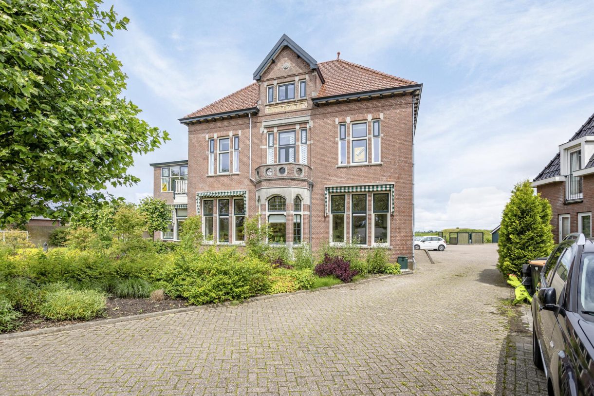 Te koop: Foto Appartement aan de Overtoom 66H in Westzaan