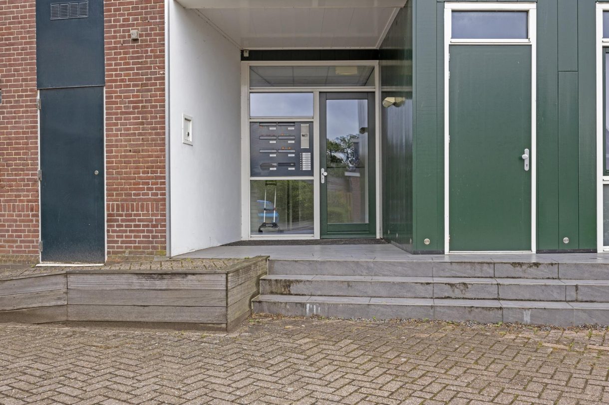 Te koop: Foto Appartement aan de Overtoom 66H in Westzaan