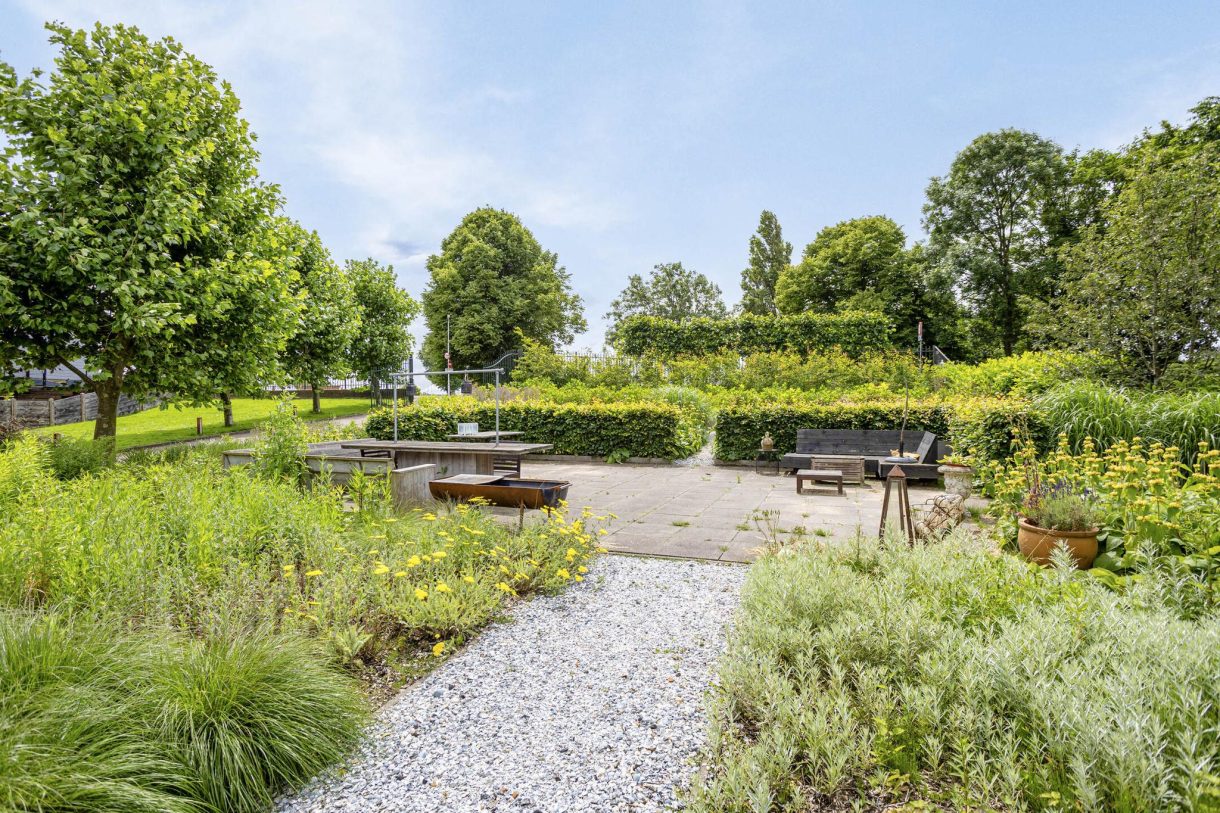 Te koop: Foto Appartement aan de Overtoom 66H in Westzaan