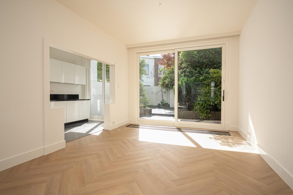 Te huur: Foto Woonhuis aan de Gevers Deynootweg 143 in 's-Gravenhage