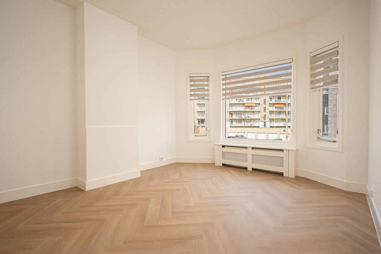 Te huur: Foto Woonhuis aan de Gevers Deynootweg 143 in 's-Gravenhage