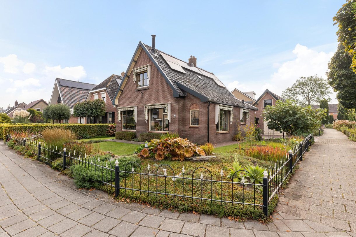 Te koop: Foto Woonhuis aan de Verlengde Kerkweg 13 in Wezep