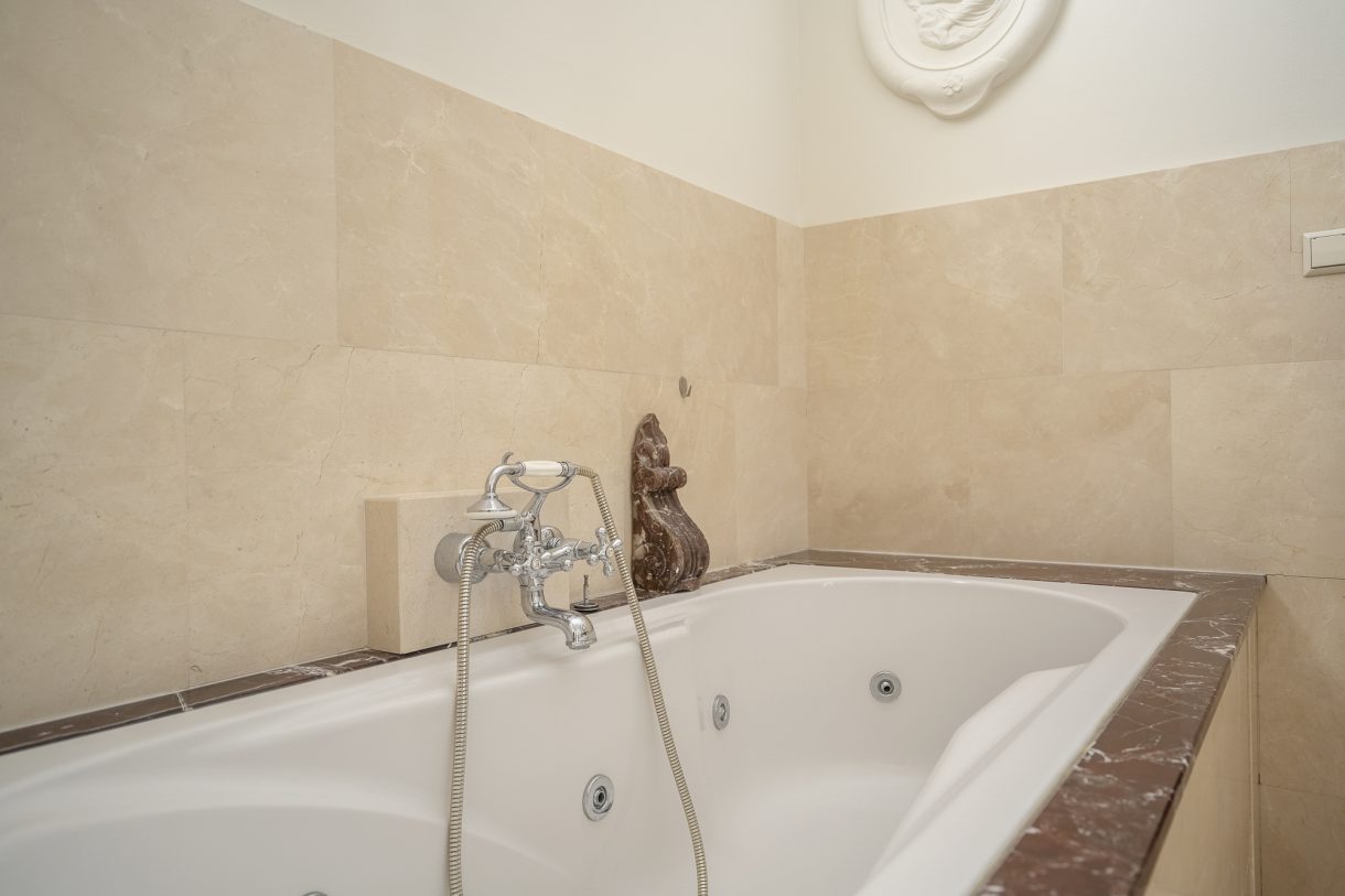 Te koop: Foto Appartement aan de Willemstraat 74 in 's-Gravenhage