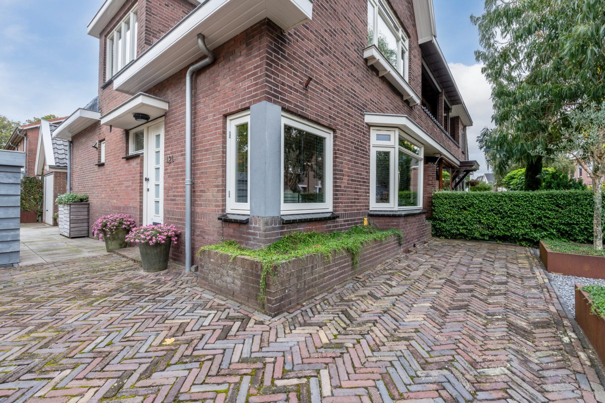 Te koop: Foto Woonhuis aan de Kerkstraat 121 in Bodegraven