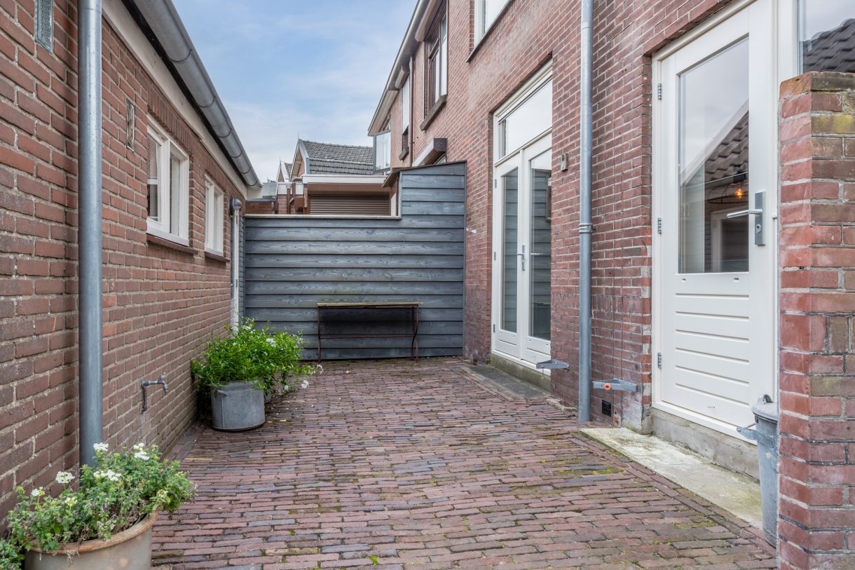 Te koop: Foto Woonhuis aan de Kerkstraat 121 in Bodegraven