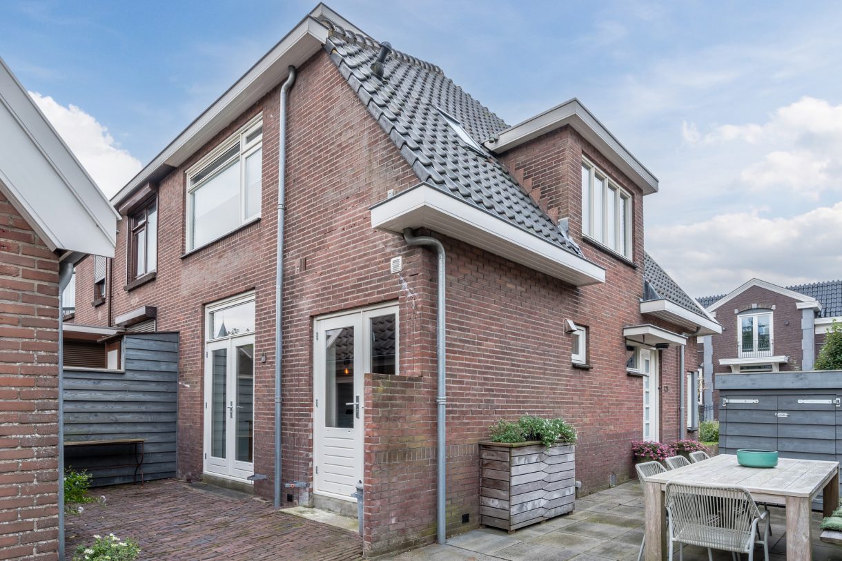 Te koop: Foto Woonhuis aan de Kerkstraat 121 in Bodegraven