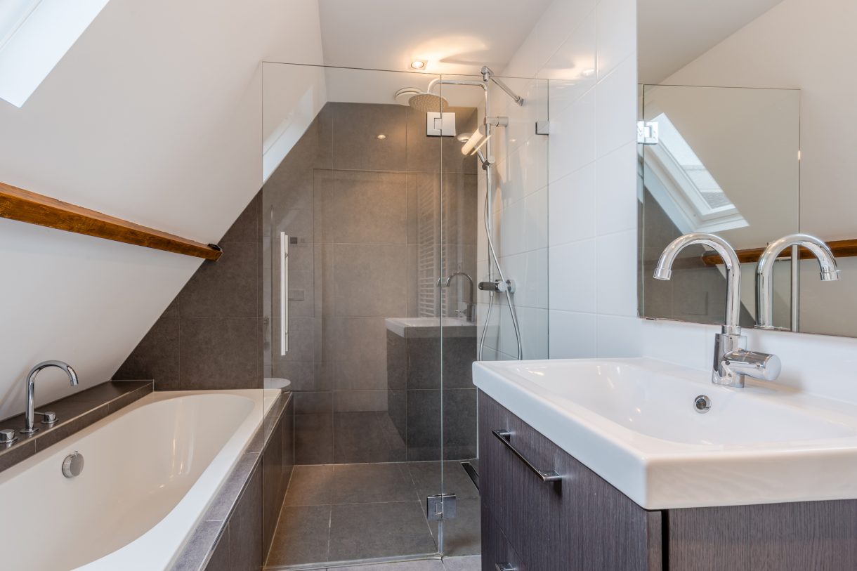 Te koop: Foto Woonhuis aan de Kerkstraat 121 in Bodegraven