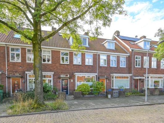 Hoofdfoto van Haarlem Roerdompstraat 28