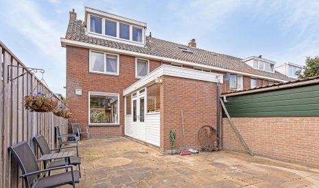 Te koop: Foto Woonhuis aan de Lijsterbeslaan 2 in Zaandijk