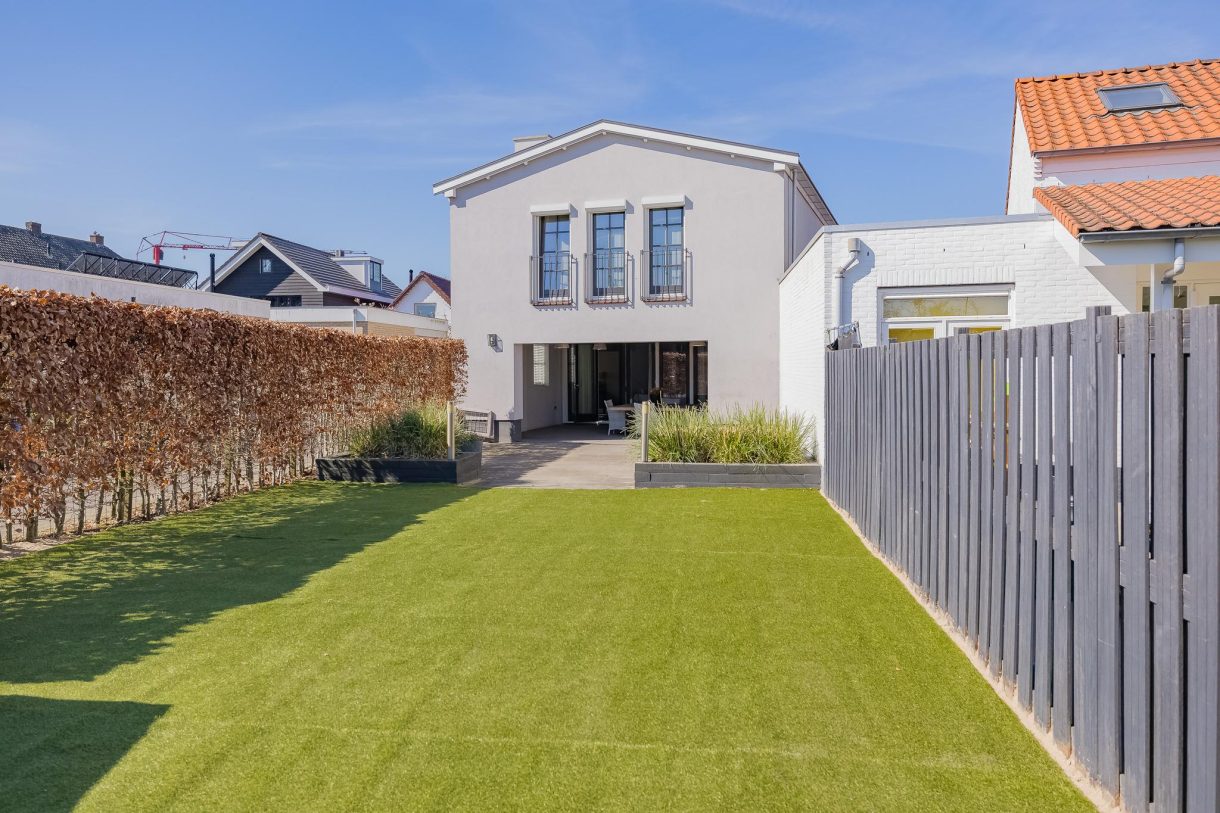 Te koop: Foto Woonhuis aan de Rijnsburgerweg 94 in Rijnsburg