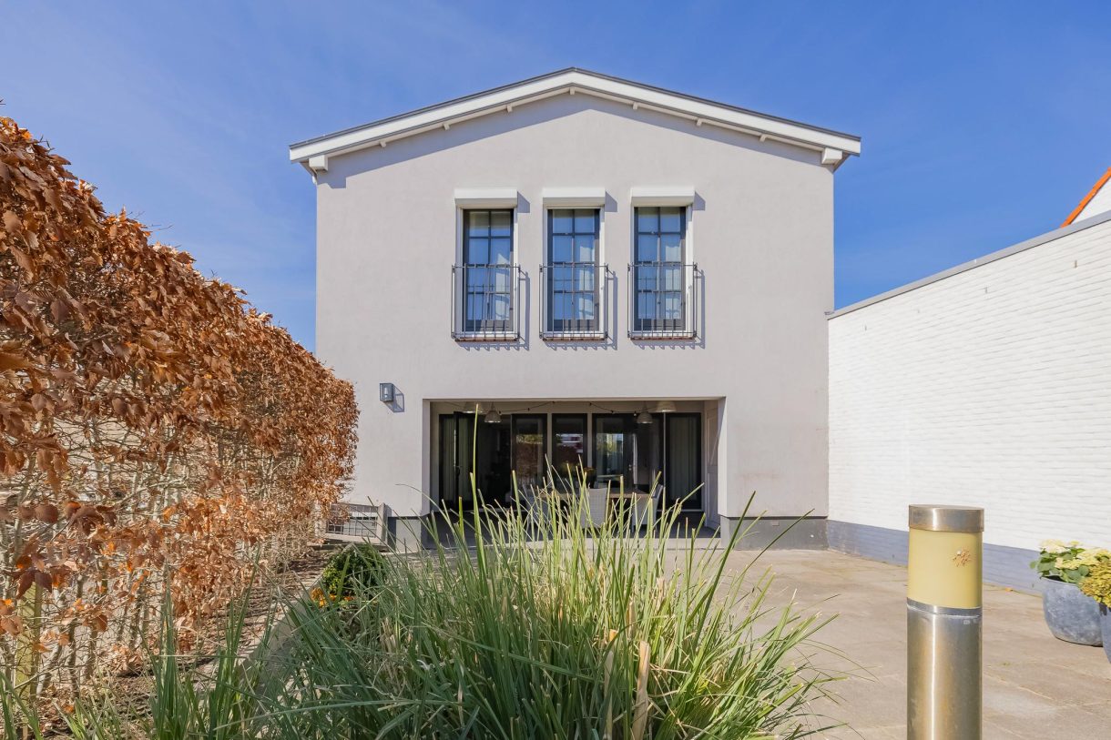 Te koop: Foto Woonhuis aan de Rijnsburgerweg 94 in Rijnsburg