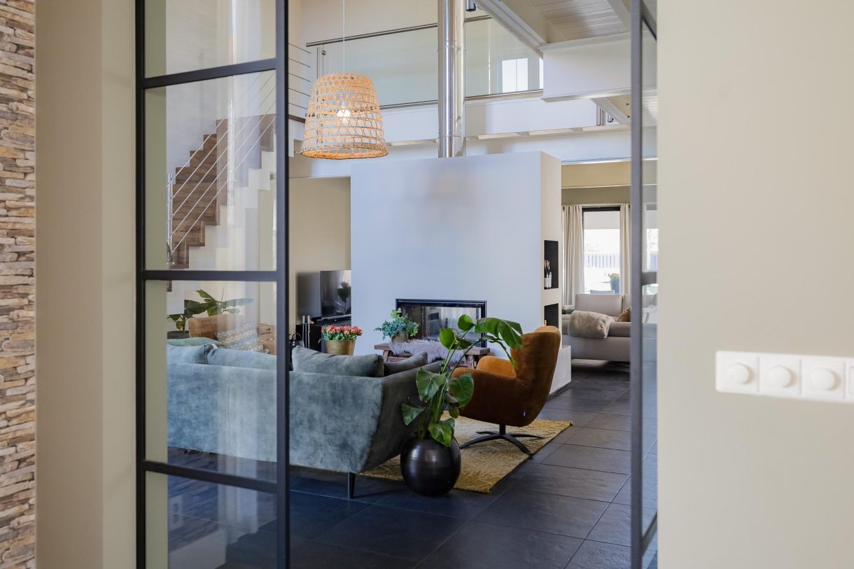 Te koop: Foto Woonhuis aan de Rijnsburgerweg 94 in Rijnsburg