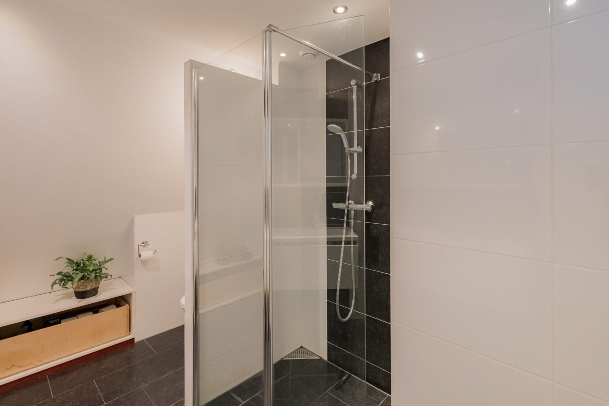 Te koop: Foto Woonhuis aan de Rijnsburgerweg 94 in Rijnsburg