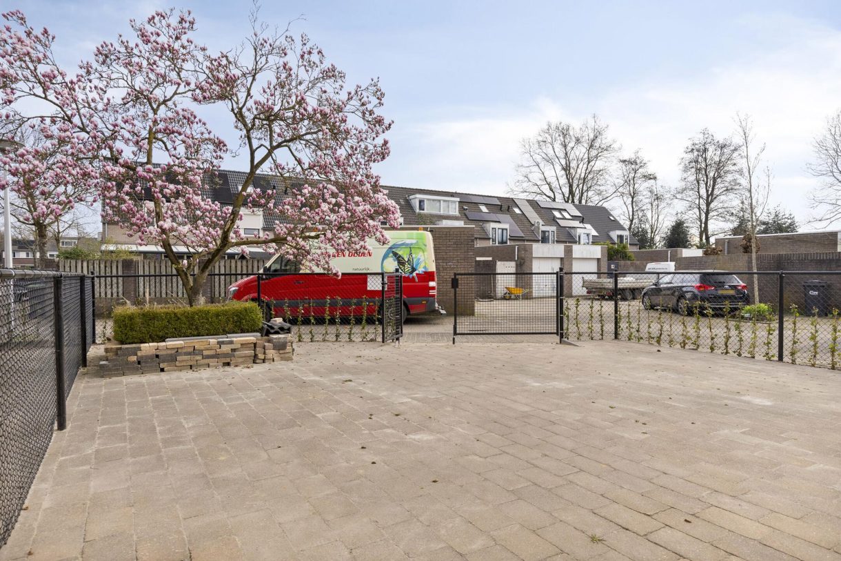 Te koop: Foto Woonhuis aan de Besanconlaan 1 in Eindhoven