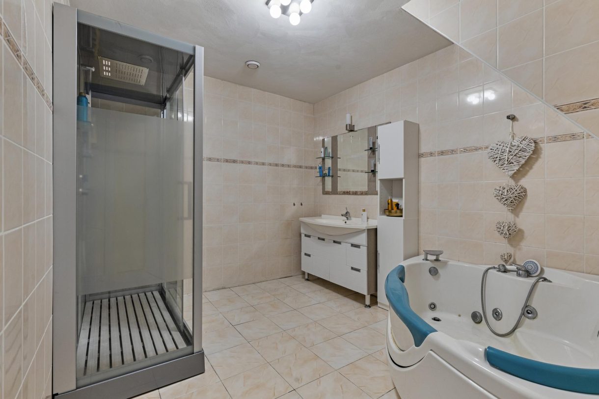 Te koop: Foto Woonhuis aan de Zuideinde 108c in Oostzaan