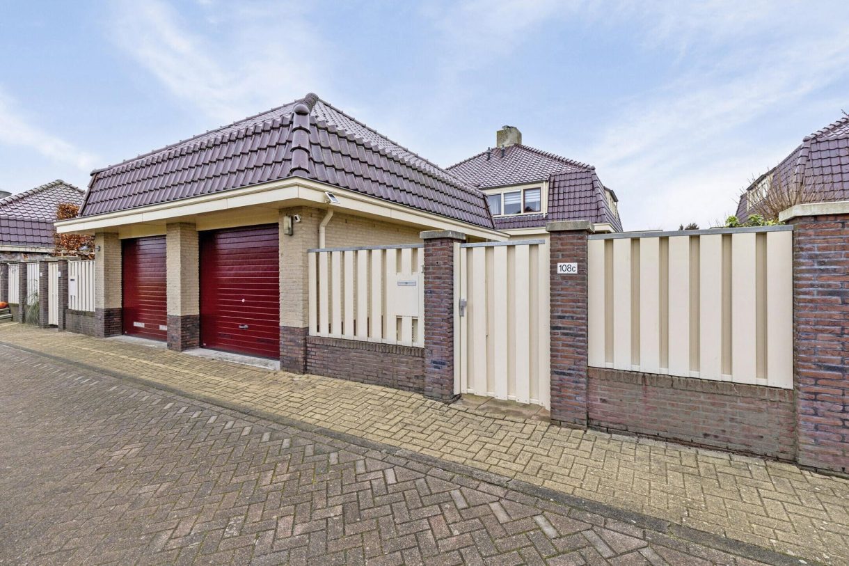 Te koop: Foto Woonhuis aan de Zuideinde 108c in Oostzaan