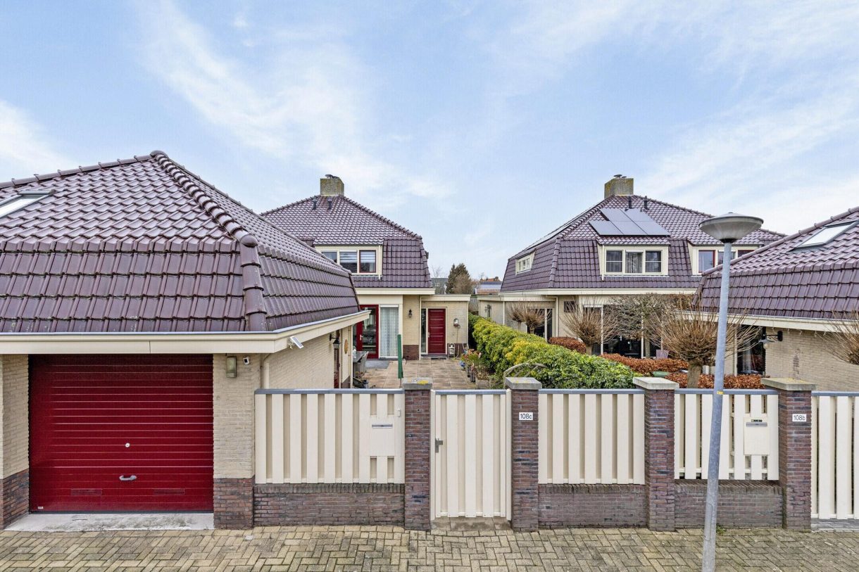 Te koop: Foto Woonhuis aan de Zuideinde 108c in Oostzaan