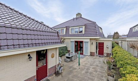 Te koop: Foto Woonhuis aan de Zuideinde 108c in Oostzaan