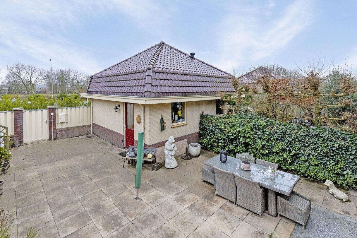 Te koop: Foto Woonhuis aan de Zuideinde 108c in Oostzaan