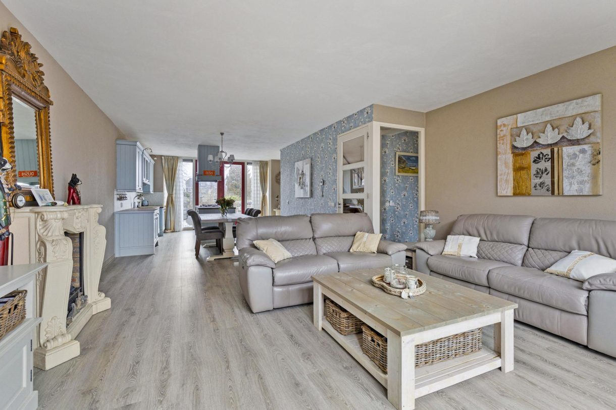 Te koop: Foto Woonhuis aan de Zuideinde 108c in Oostzaan