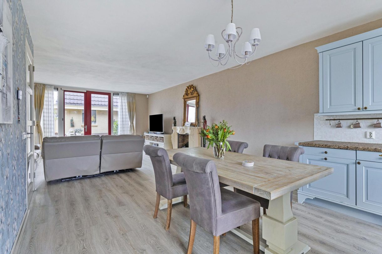 Te koop: Foto Woonhuis aan de Zuideinde 108c in Oostzaan