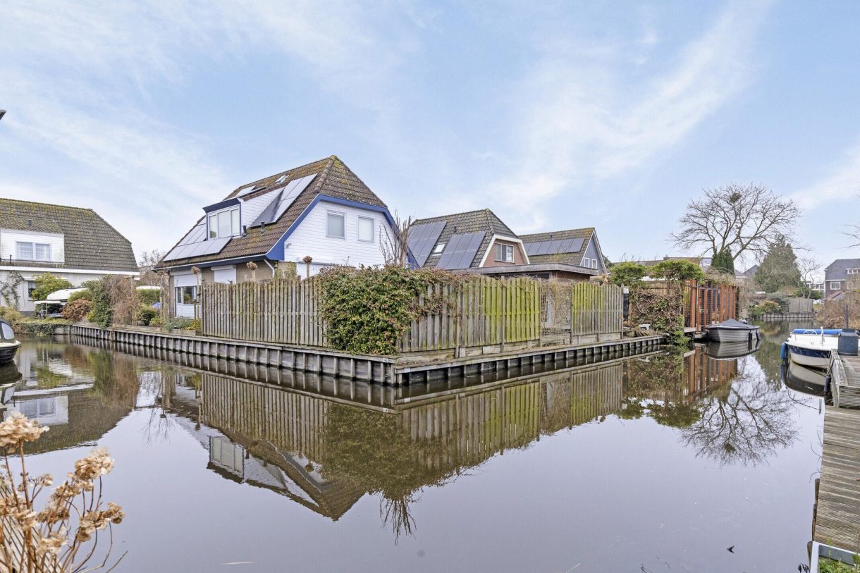 Te koop: Foto Woonhuis aan de Zuideinde 108c in Oostzaan