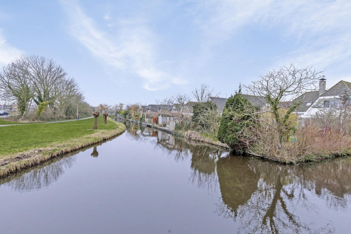Te koop: Foto Woonhuis aan de Zuideinde 108c in Oostzaan