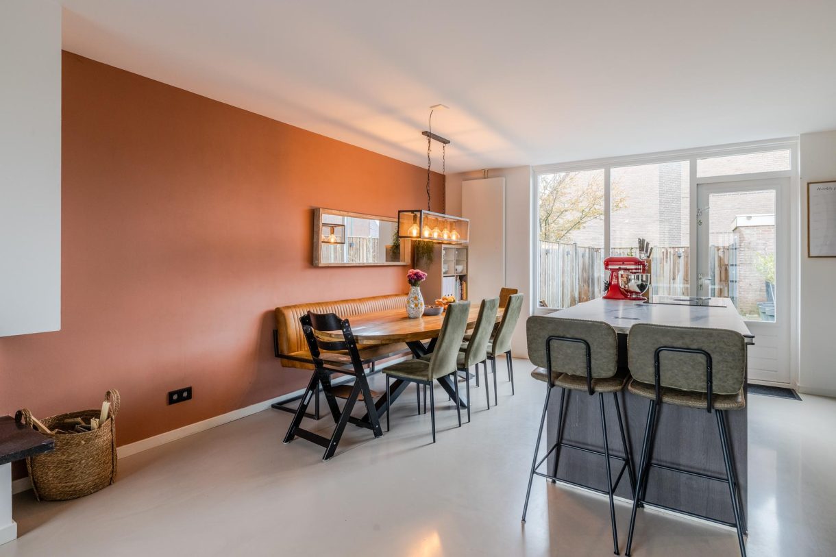 Te koop: Foto Woonhuis aan de Zwanebloem 15 in Kockengen