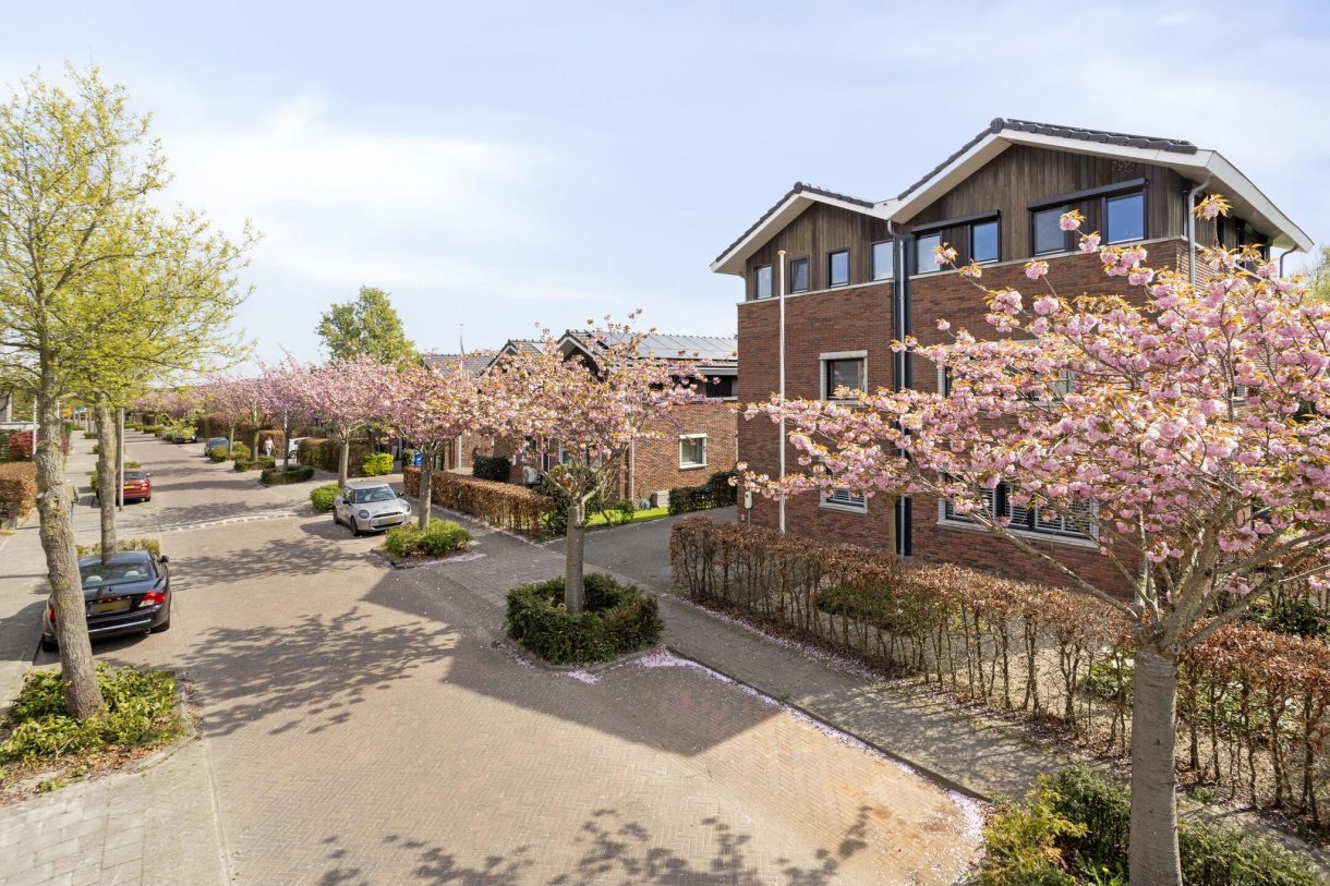 Te koop: Foto Woonhuis aan de Quadriviumlaan 33 in Alphen aan den Rijn