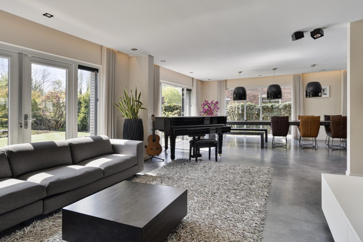 Te koop: Foto Woonhuis aan de Quadriviumlaan 33 in Alphen aan den Rijn