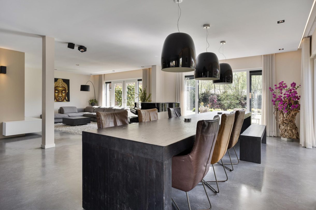 Te koop: Foto Woonhuis aan de Quadriviumlaan 33 in Alphen aan den Rijn