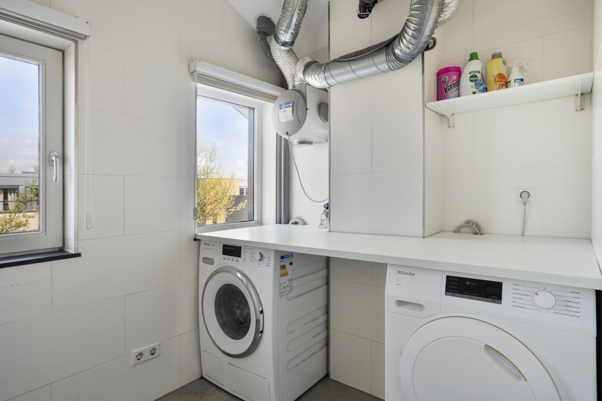 Te koop: Foto Woonhuis aan de Quadriviumlaan 33 in Alphen aan den Rijn