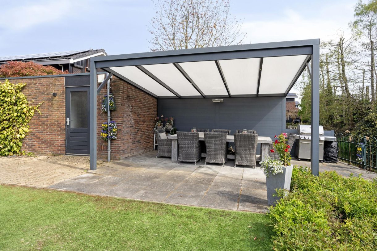 Te koop: Foto Woonhuis aan de Quadriviumlaan 33 in Alphen aan den Rijn