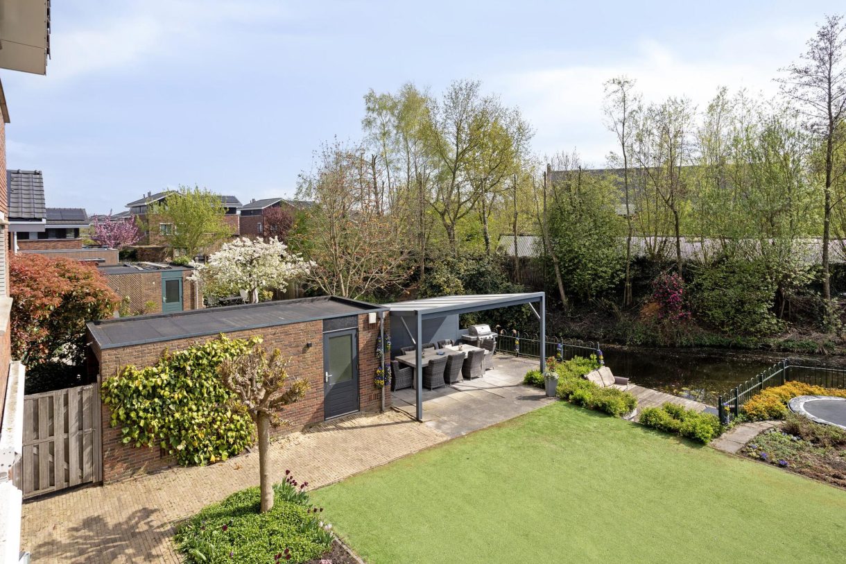 Te koop: Foto Woonhuis aan de Quadriviumlaan 33 in Alphen aan den Rijn