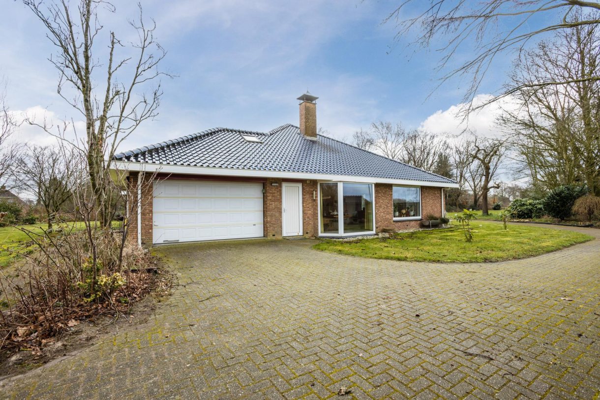 Te koop: Foto Woonhuis aan de Oosteinde 14 in Hijken