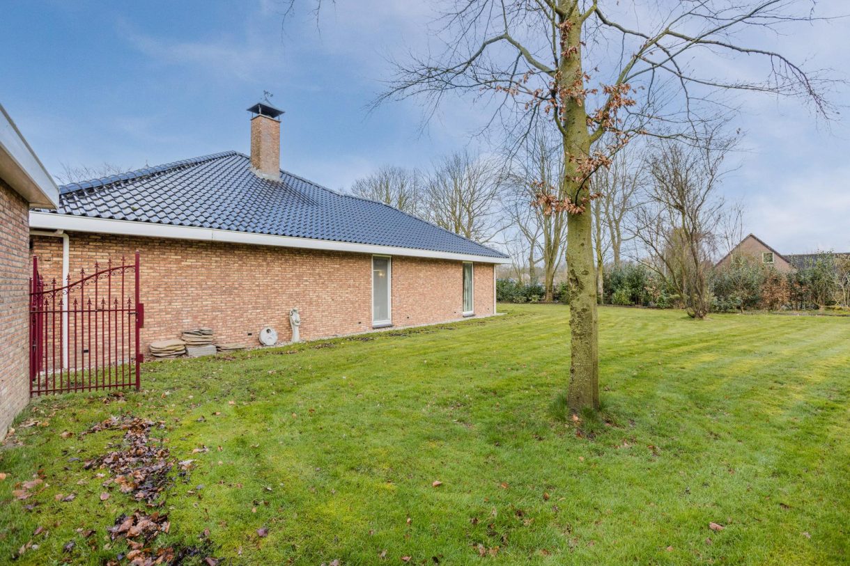 Te koop: Foto Woonhuis aan de Oosteinde 14 in Hijken