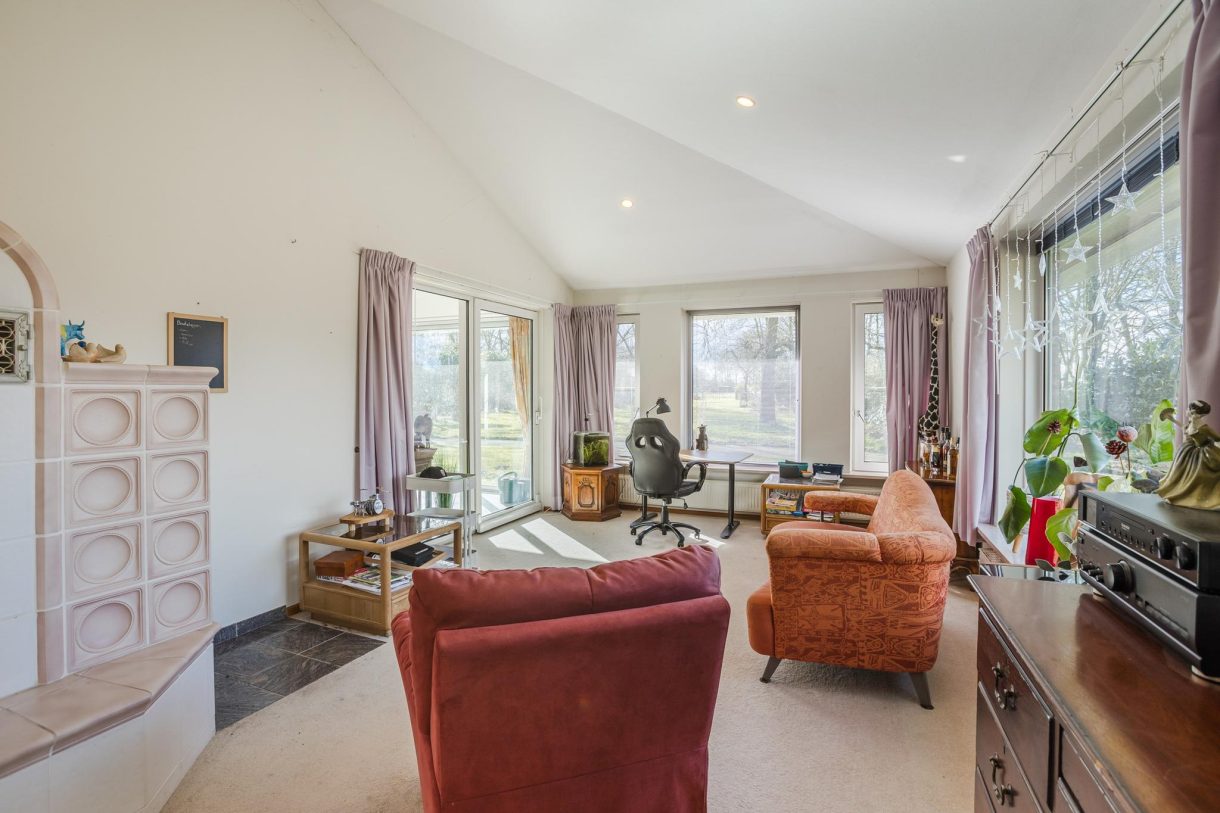 Te koop: Foto Woonhuis aan de Oosteinde 14 in Hijken