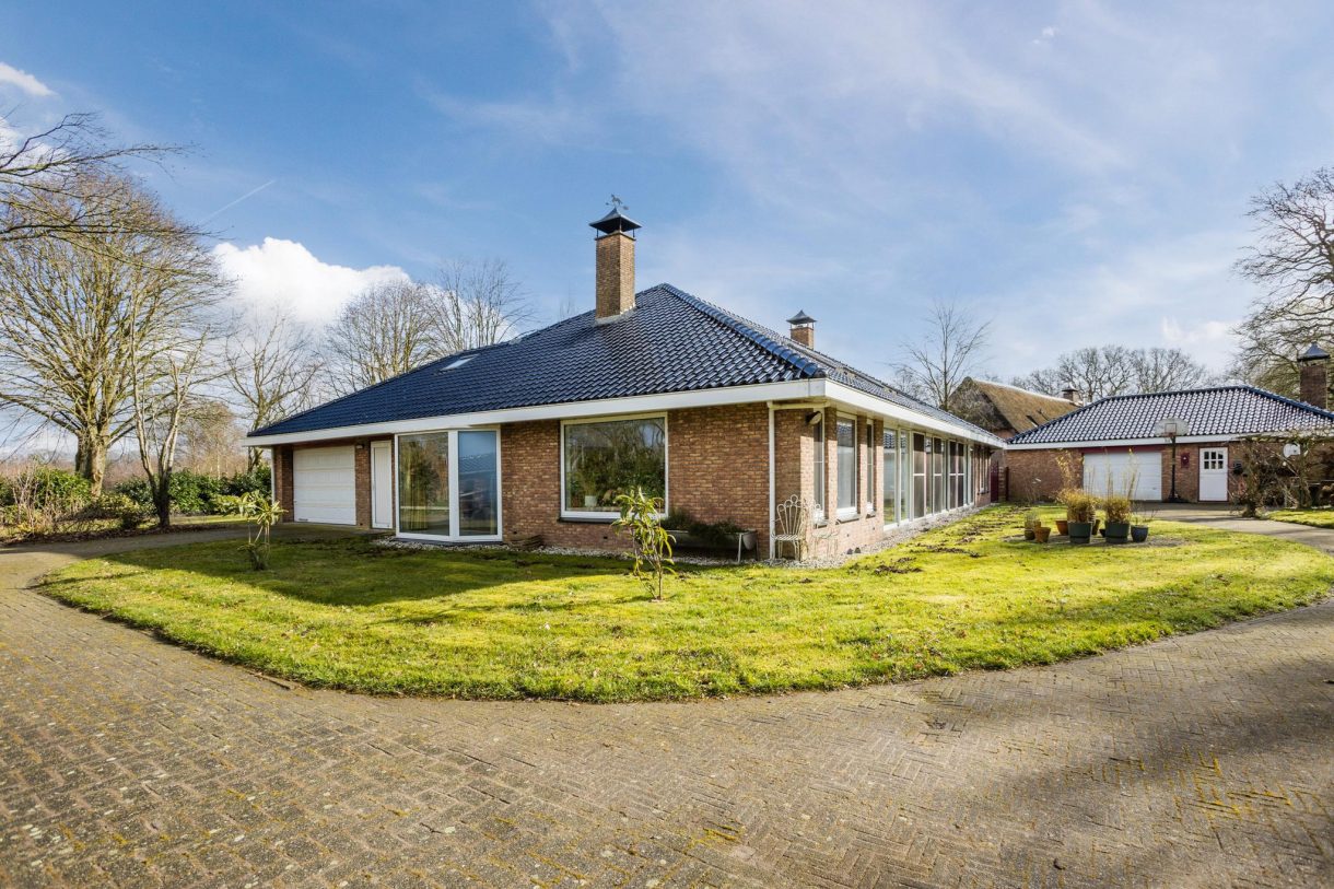 Te koop: Foto Woonhuis aan de Oosteinde 14 in Hijken