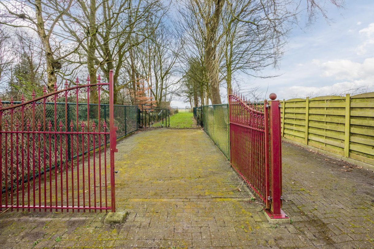 Te koop: Foto Woonhuis aan de Oosteinde 14 in Hijken