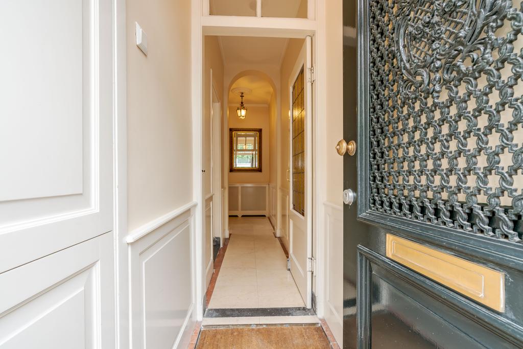 Te huur: Foto Woonhuis aan de Casuariestraat 55 in 's-Gravenhage