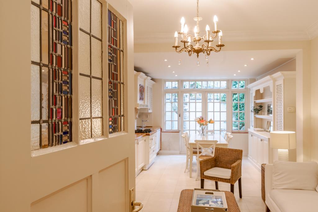 Te huur: Foto Woonhuis aan de Casuariestraat 55 in 's-Gravenhage