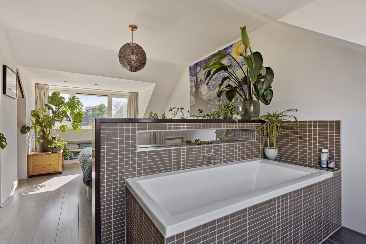 Te koop: Foto Woonhuis aan de Hobbemastraat 3 in Zaandam