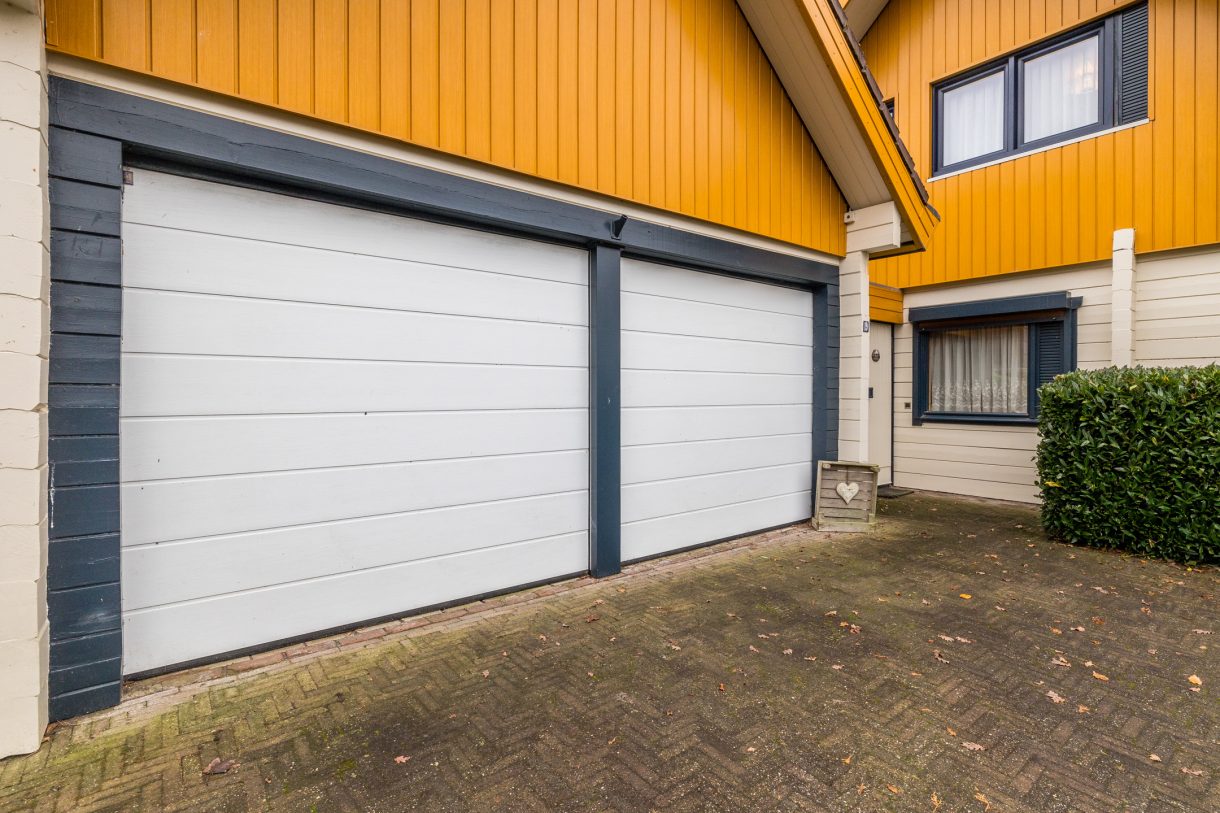 Te koop: Foto Woonhuis aan de Het Lage Holt 19 in Hoogeveen