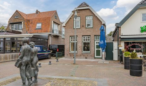 Te koop: Foto Woonhuis aan de Markt 3 in Beilen